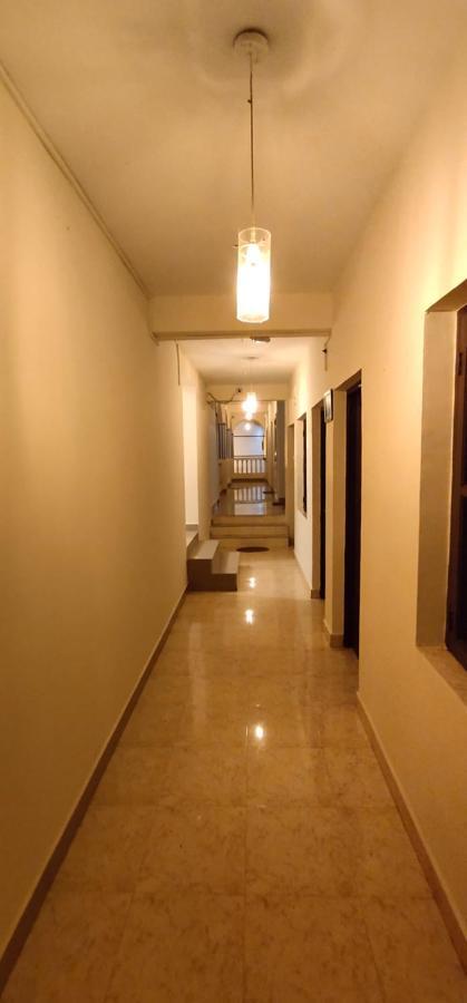 Dom'S Inn Calangute Buitenkant foto